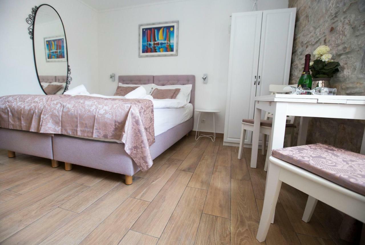 Guest House Paradise Split Extérieur photo